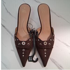 Time And Tru Women Studded Kitten Heel Mules Faux Suede Pointed Toe Brown-11